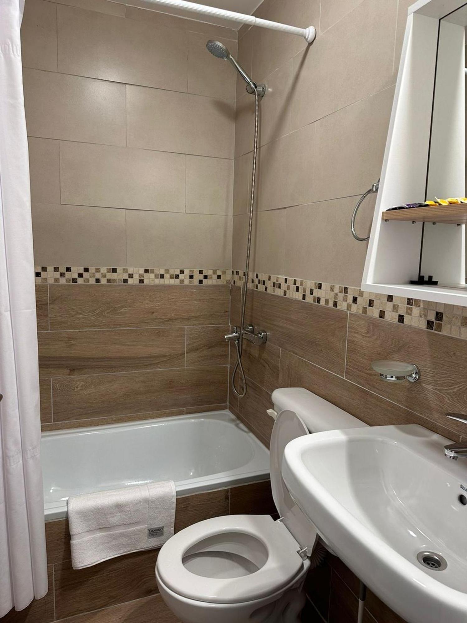 Aunaisin - Apartamentos 9 De Julio 52 Ушуайя Екстер'єр фото